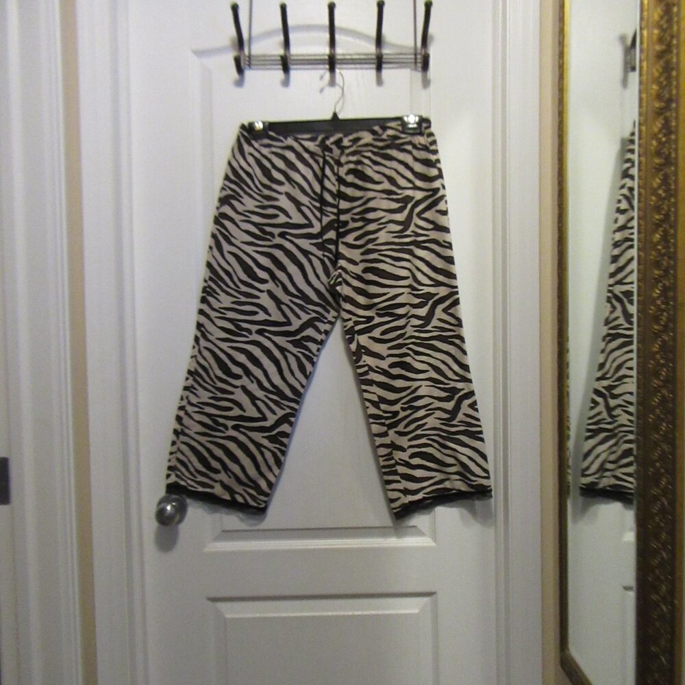 Ladies -Pajama Bottoms Size Medium Joe